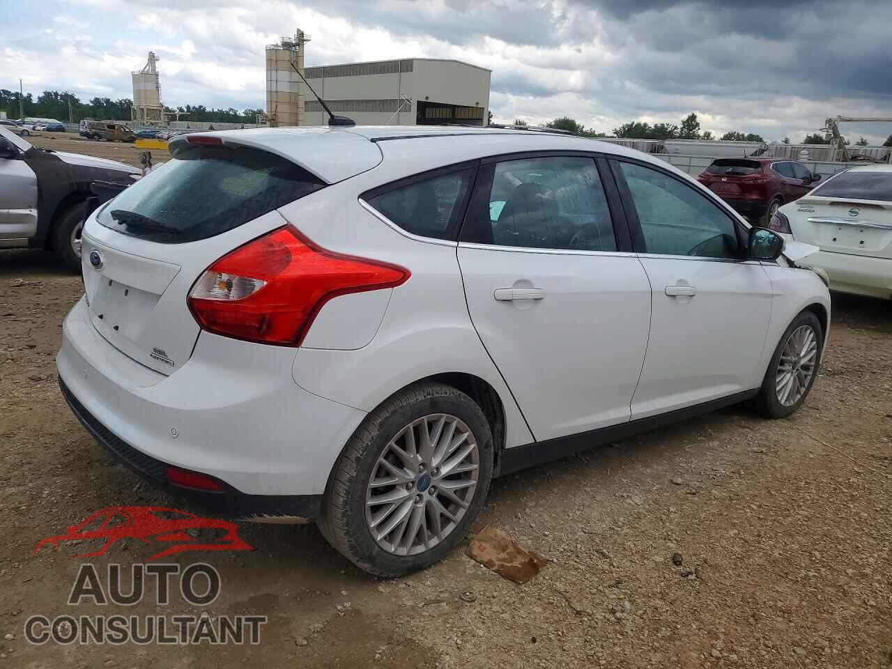 FORD FOCUS 2012 - 1FAHP3M21CL467495
