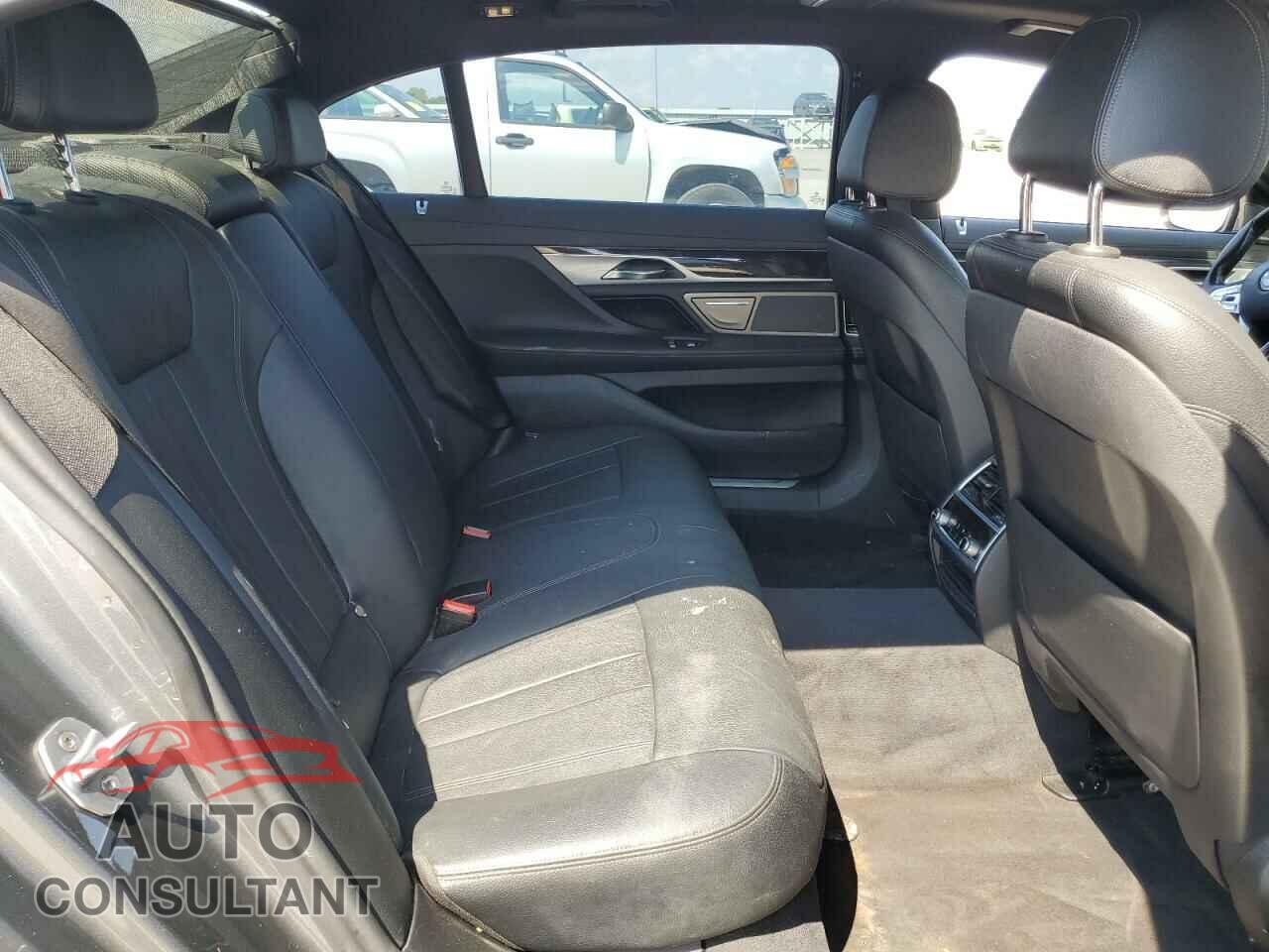 BMW 7 SERIES 2017 - WBA7E2C5XHG740268