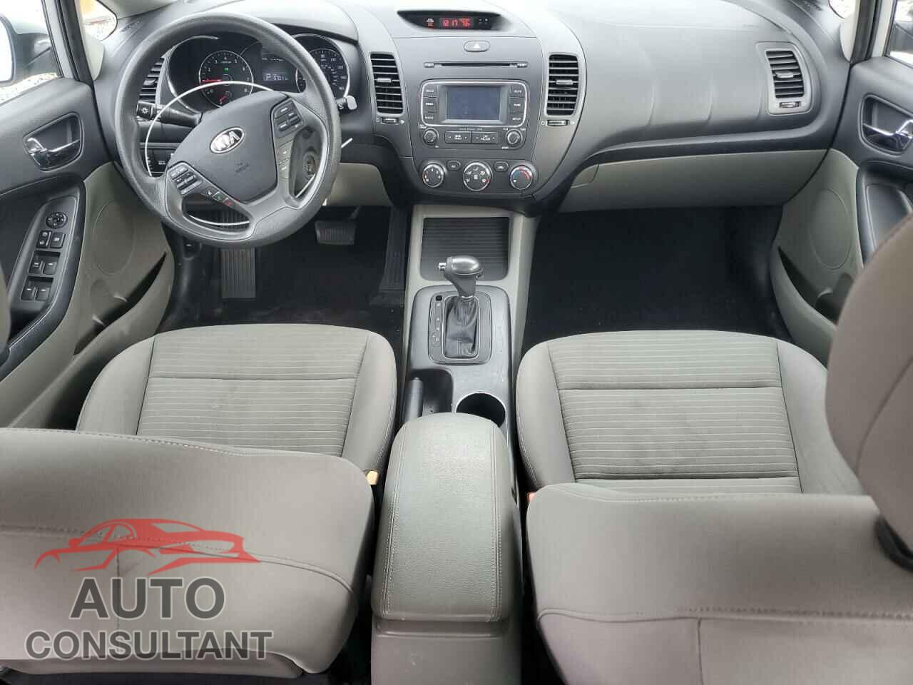 KIA FORTE 2016 - KNAFX4A64G5477718