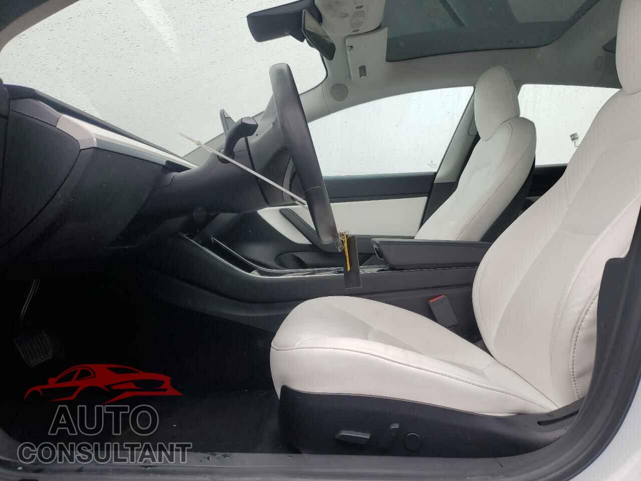 TESLA MODEL 3 2018 - 5YJ3E1EA5JF168631