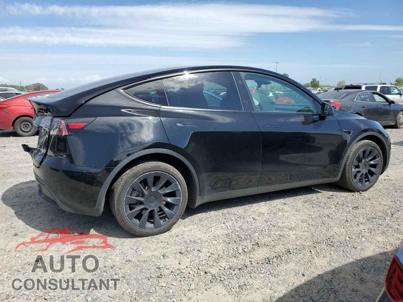 TESLA MODEL Y 2023 - 7SAYGDEE0PF836965