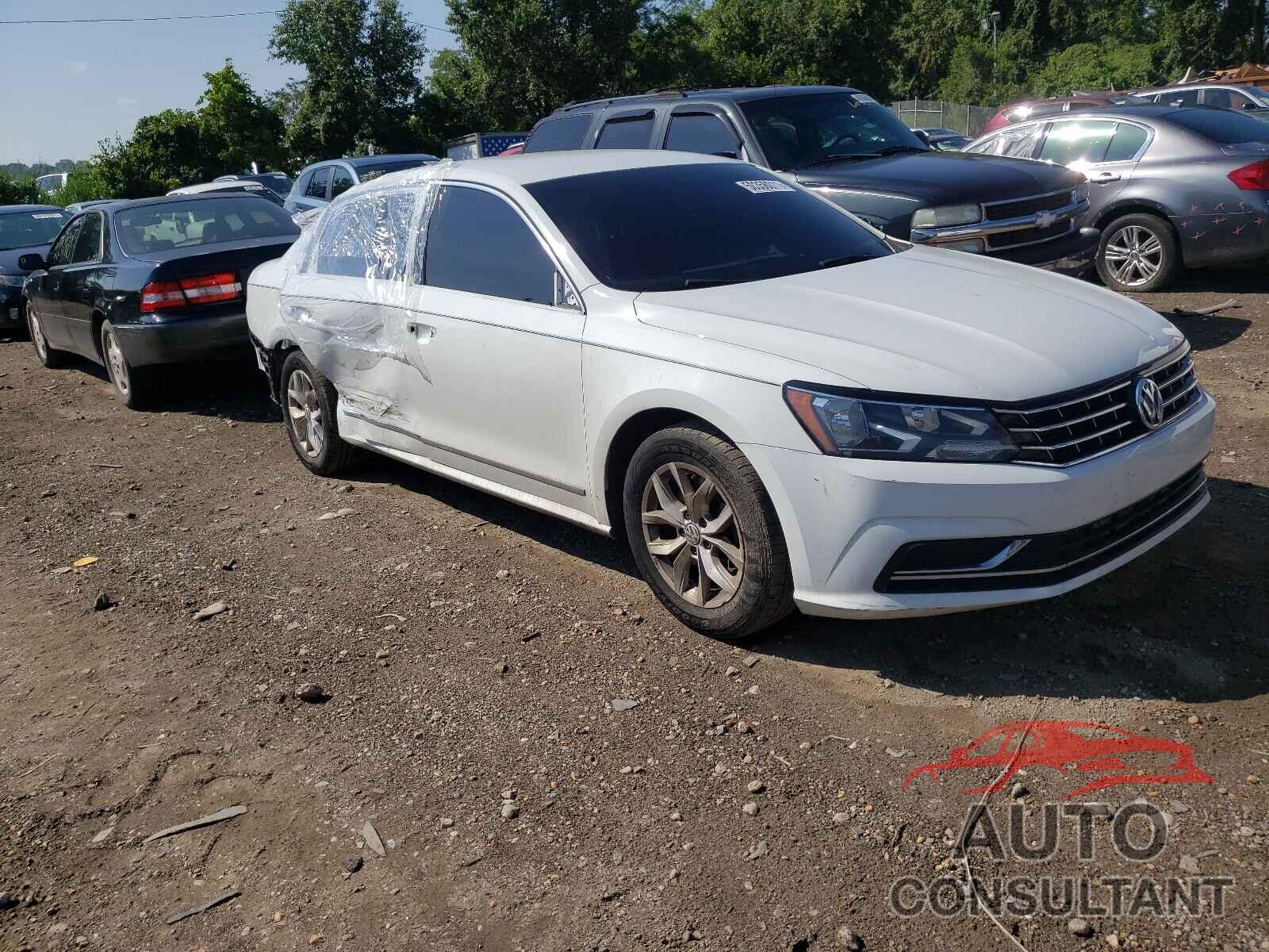 VOLKSWAGEN PASSAT 2016 - 1VWAT7A33GC008211