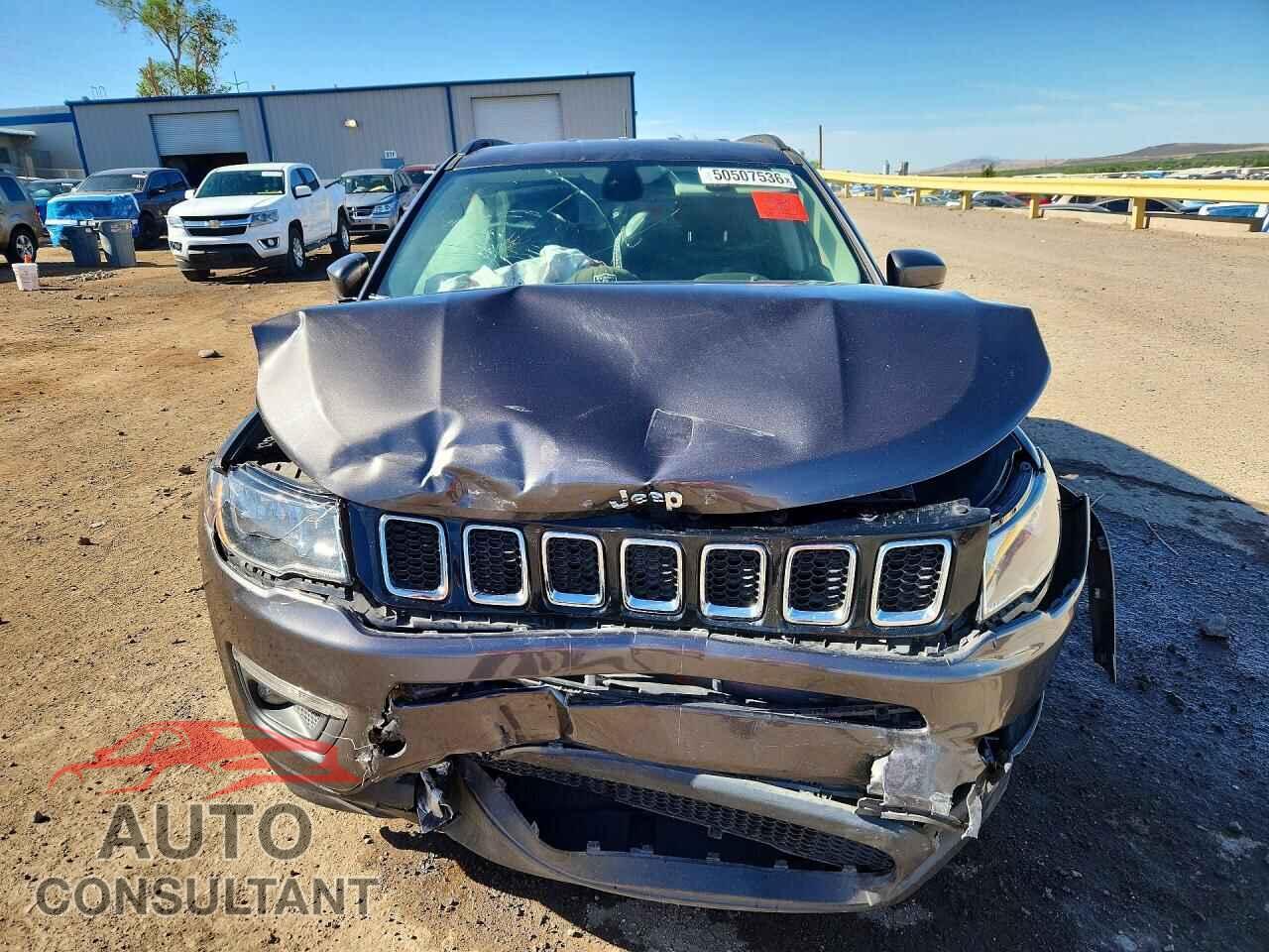 JEEP COMPASS 2017 - 3C4NJCBB9HT617253