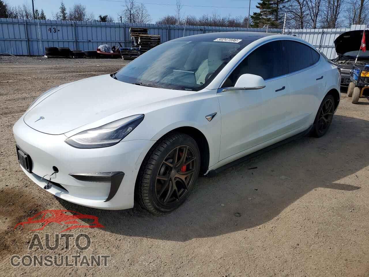 TESLA MODEL 3 2020 - 5YJ3E1EC5LF643618