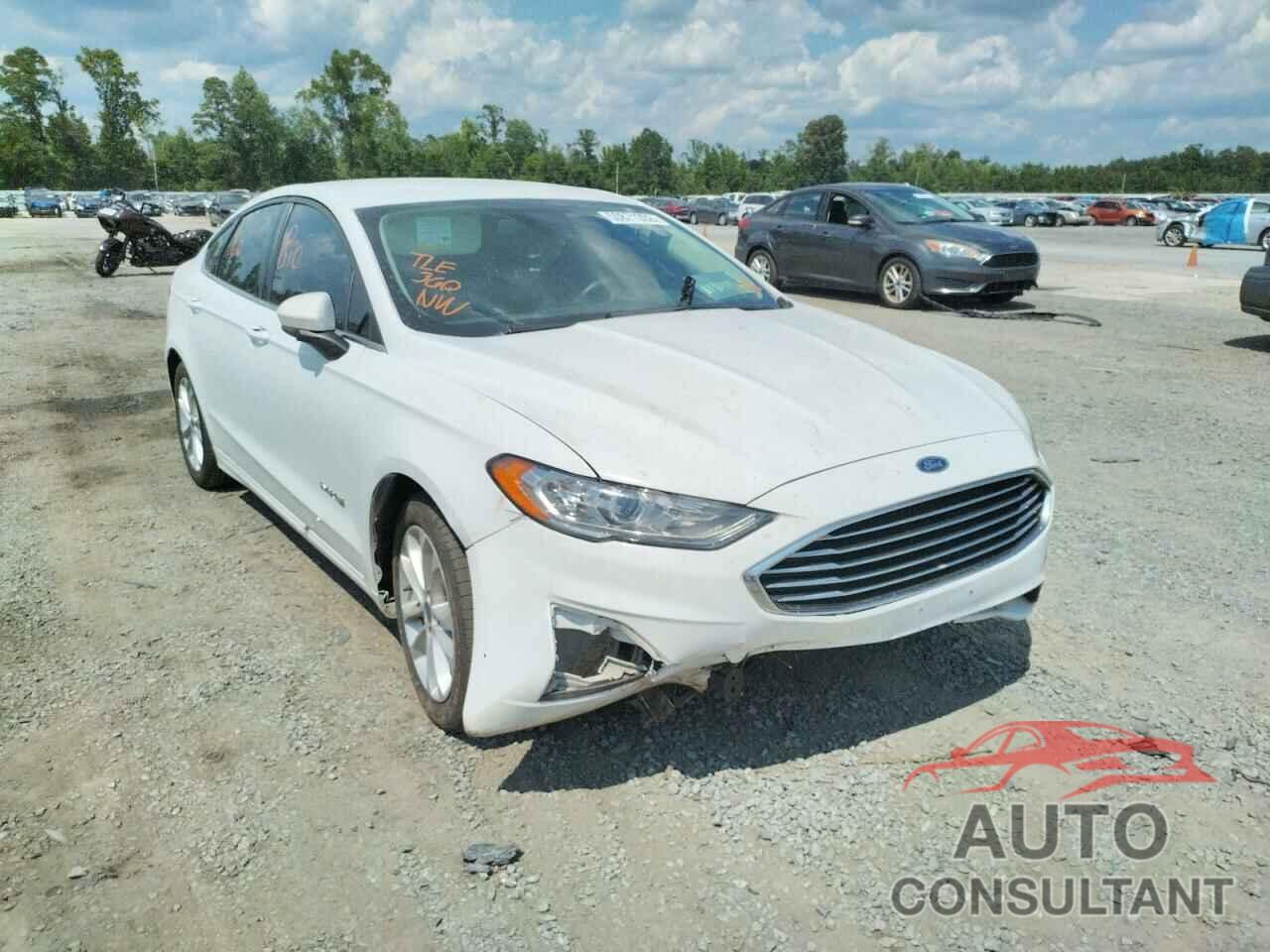 FORD FUSION 2019 - 3FA6P0LU7KR263177