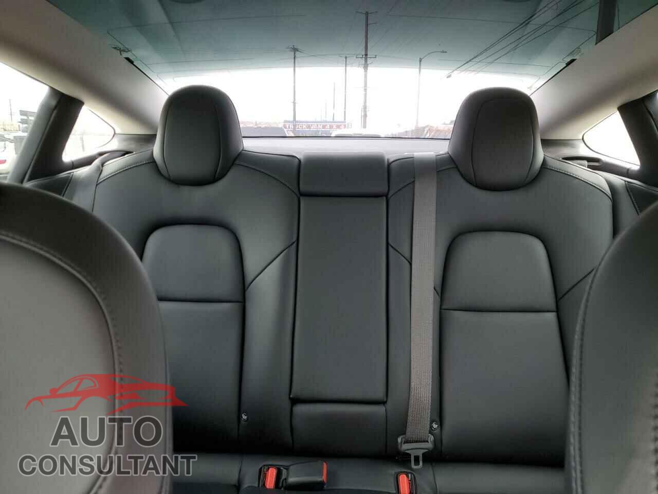 TESLA MODEL 3 2018 - 5YJ3E1EA4JF035388