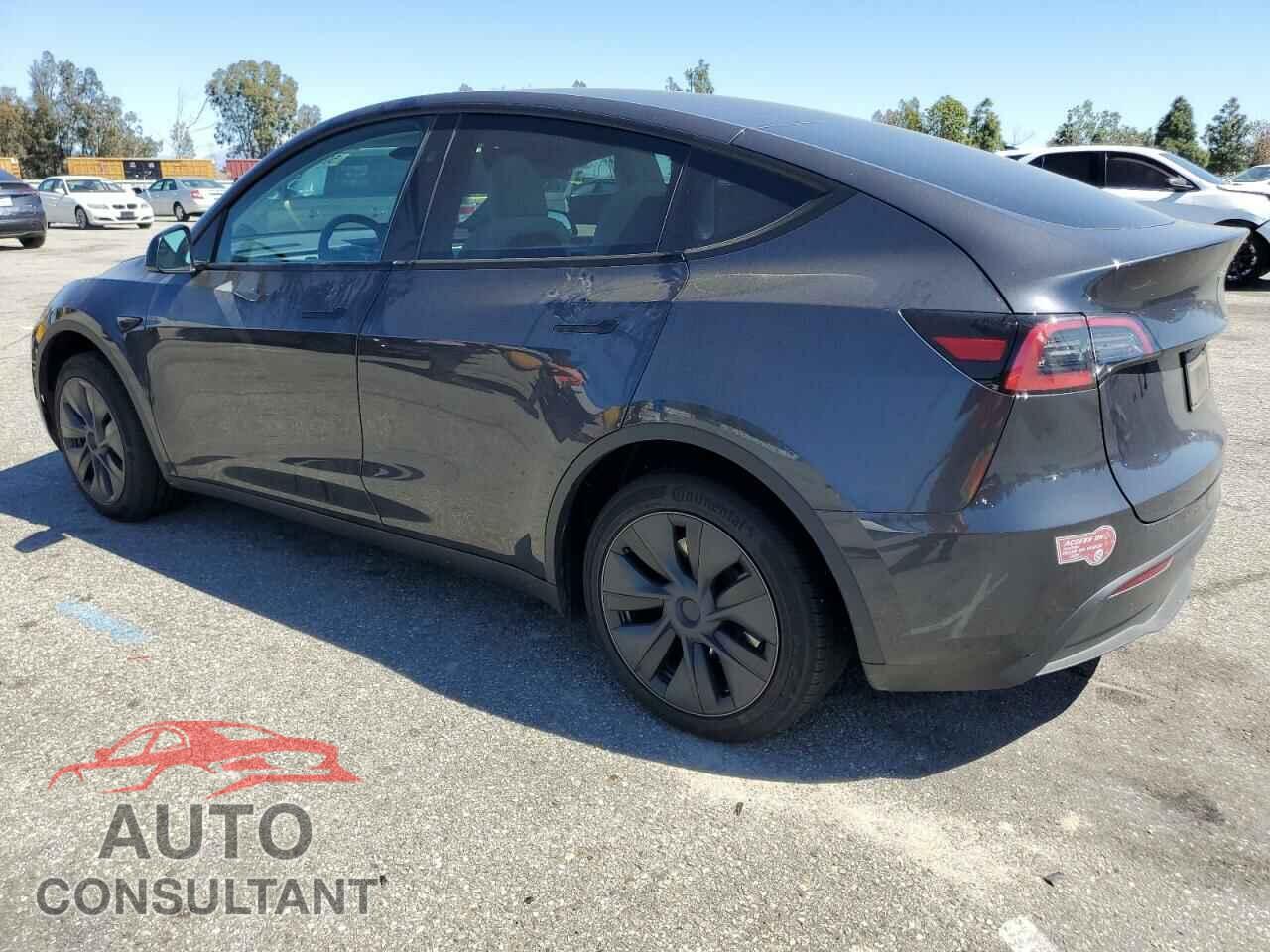 TESLA MODEL Y 2024 - 7SAYGDED7RF199485