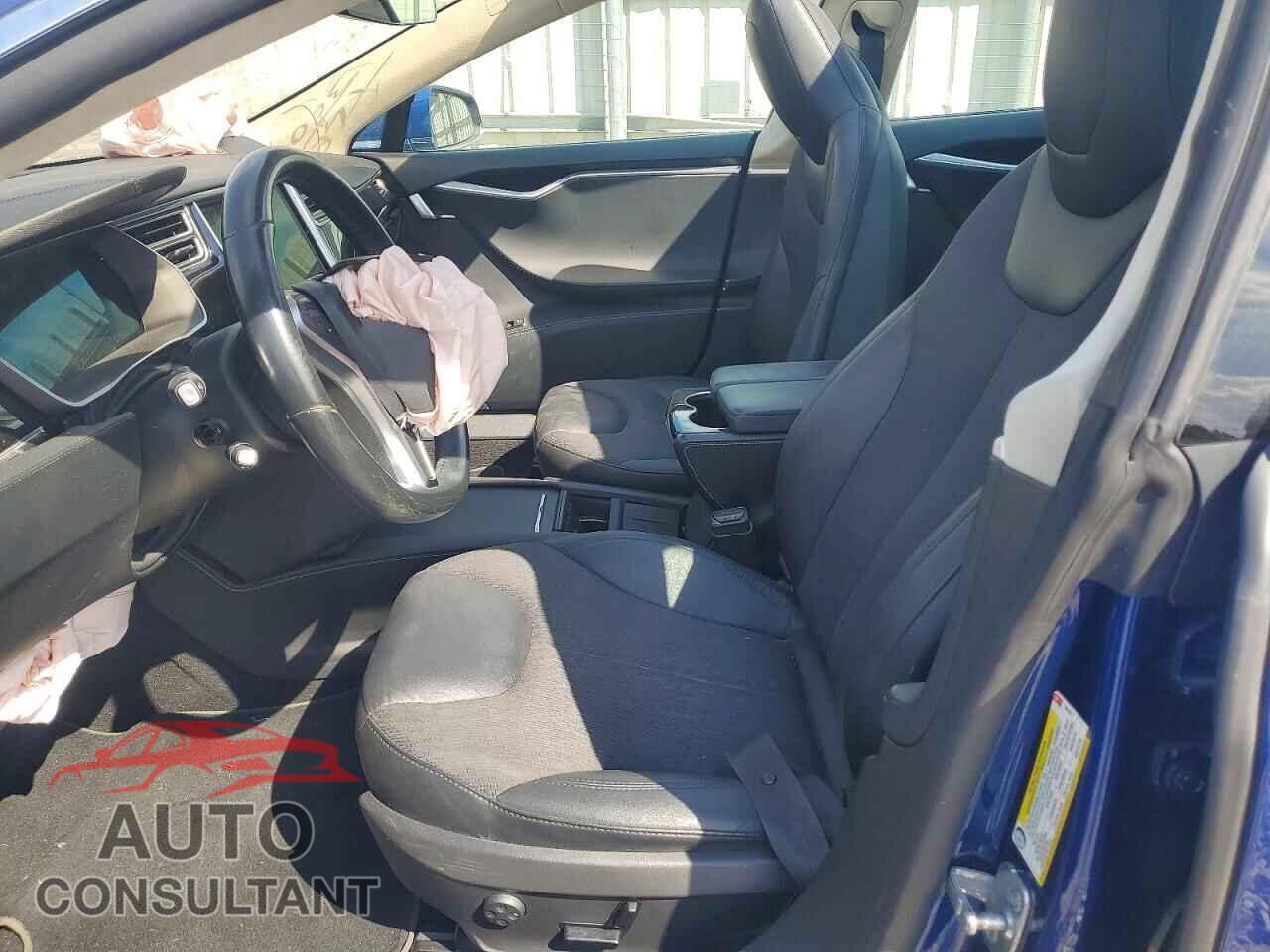 TESLA MODEL S 2015 - 5YJSA1E23FF106586