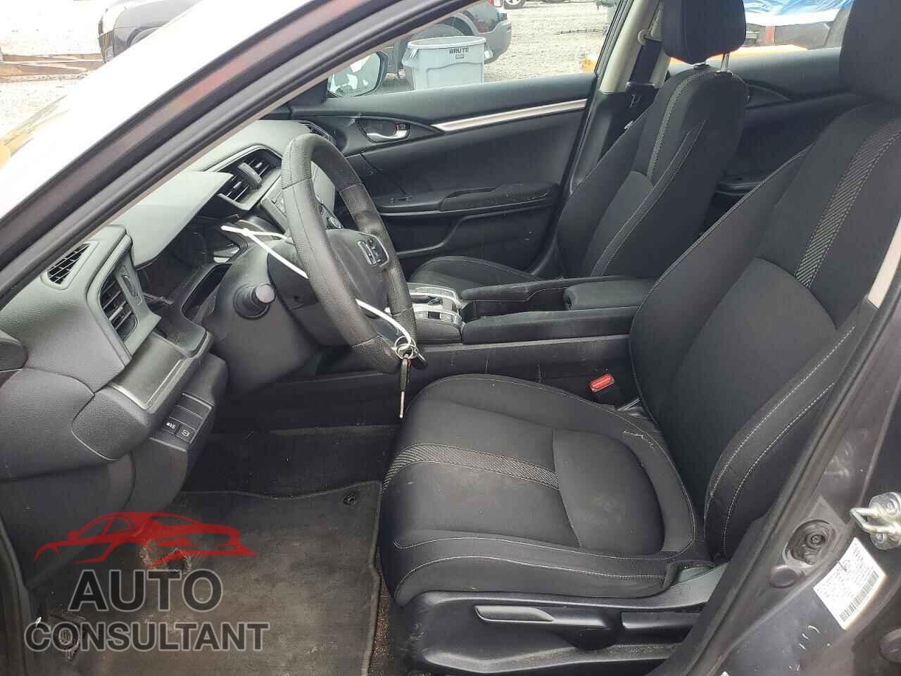 HONDA CIVIC 2018 - 2HGFC2F52JH584626