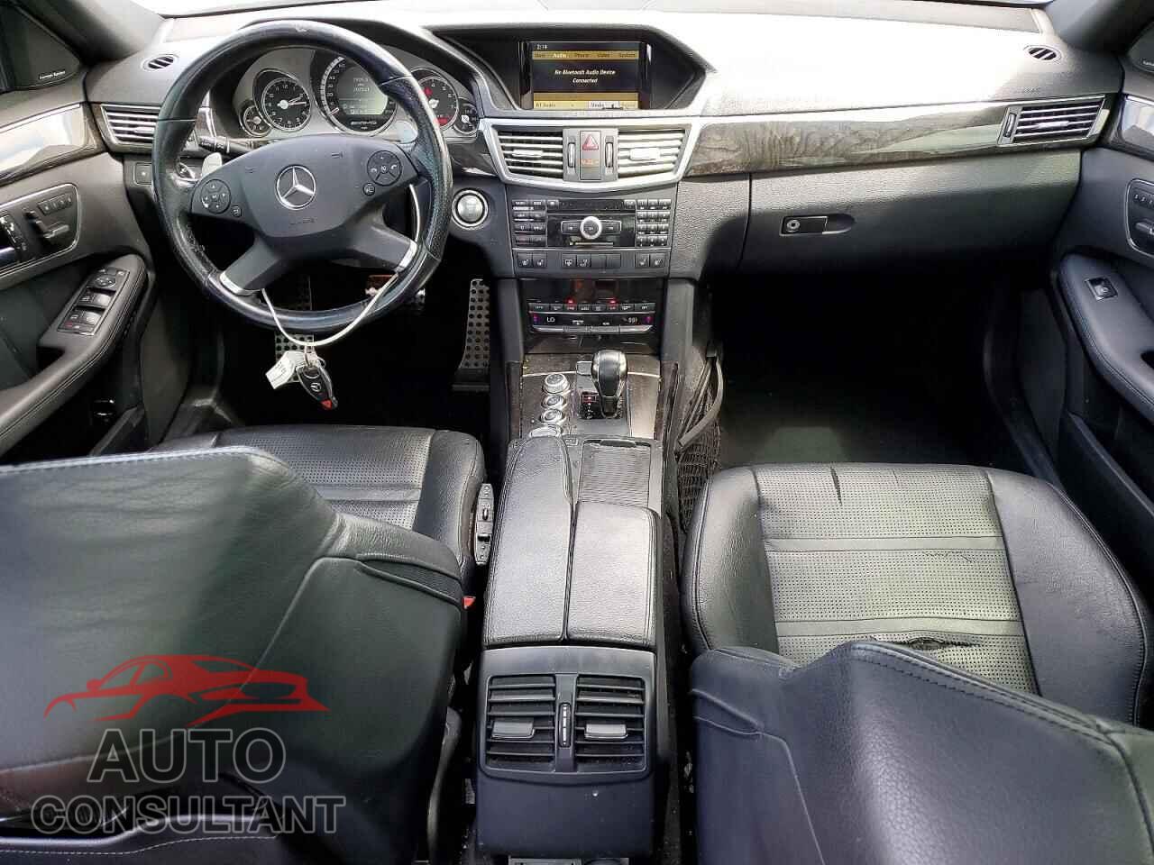 MERCEDES-BENZ E-CLASS 2010 - WDDHF7HB2AA095498