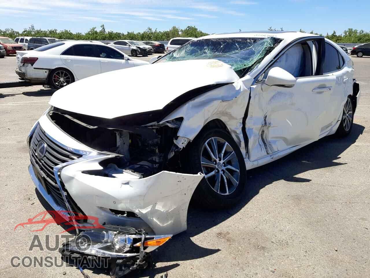 LEXUS ES300 2017 - JTHBW1GG8H2135404