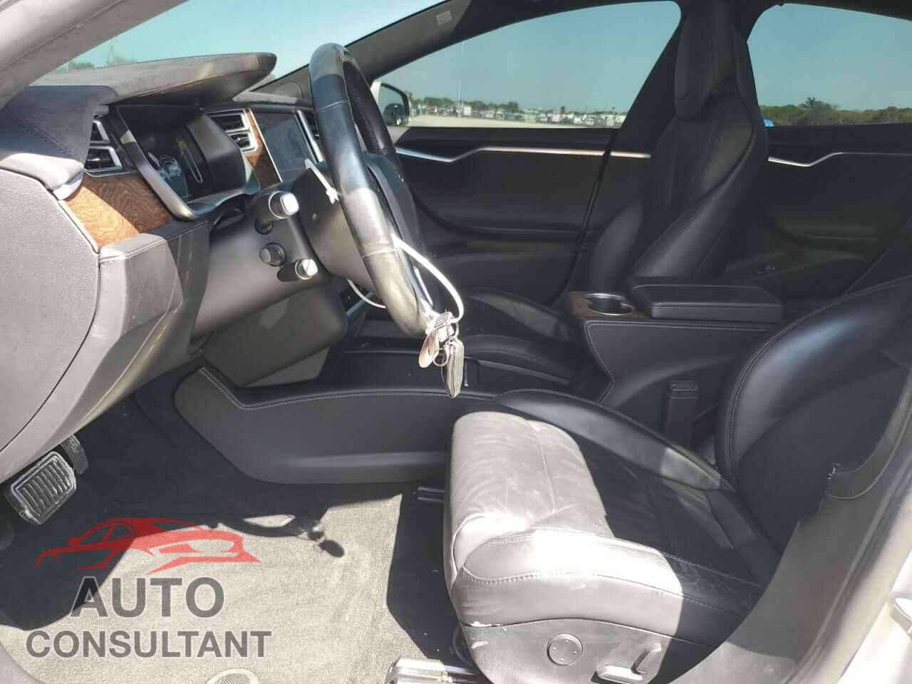 TESLA MODEL S 2017 - 5YJSA1E20HF191499