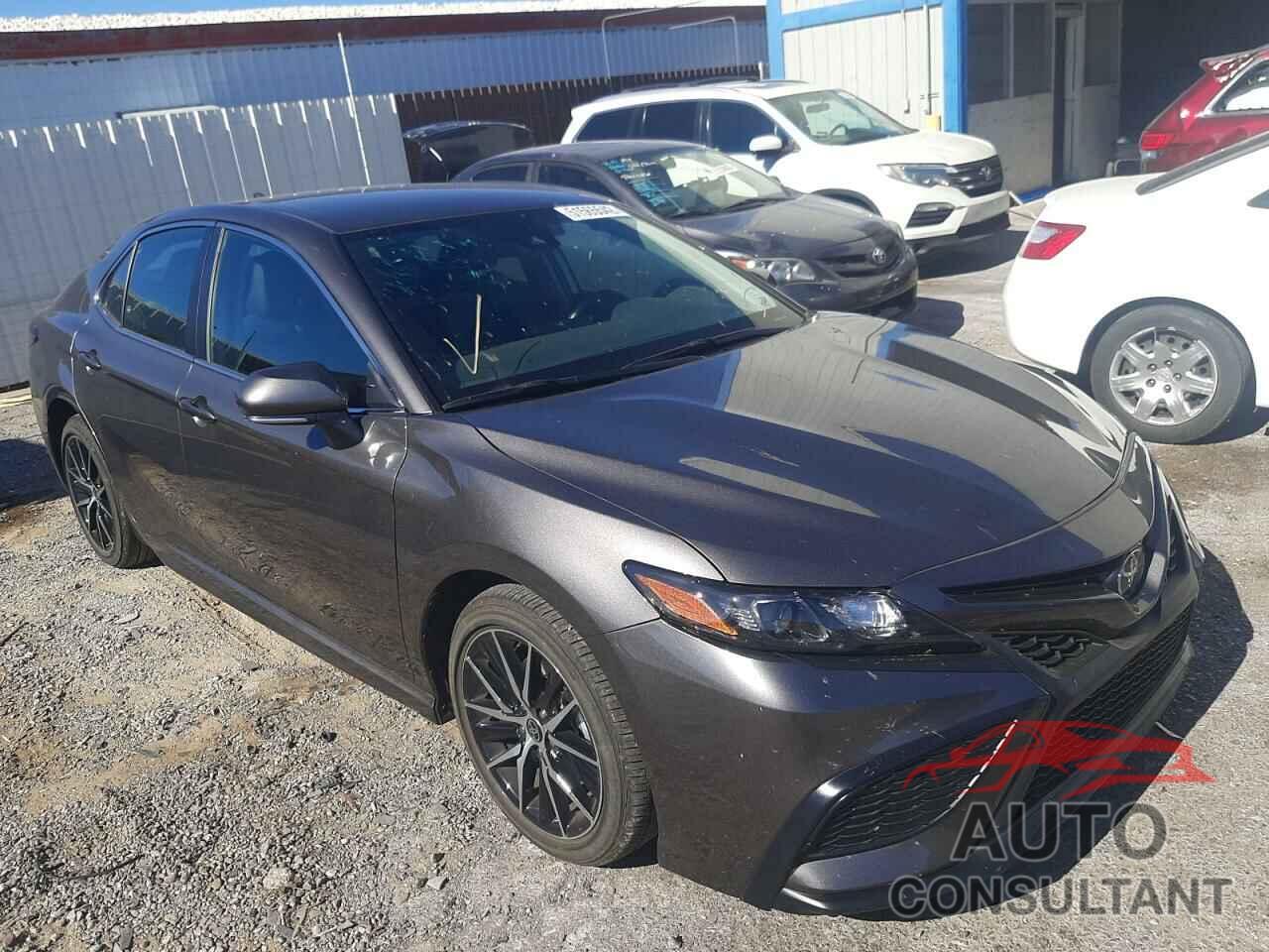 TOYOTA CAMRY 2022 - 4T1G11AK6NU628867