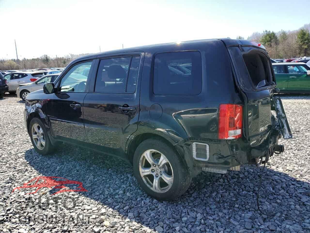 HONDA PILOT 2014 - 5FNYF4H52EB044101