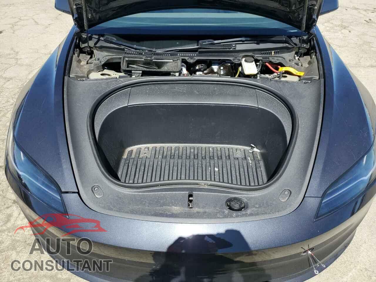 TESLA MODEL 3 2024 - 5YJ3E1EA9RF820808