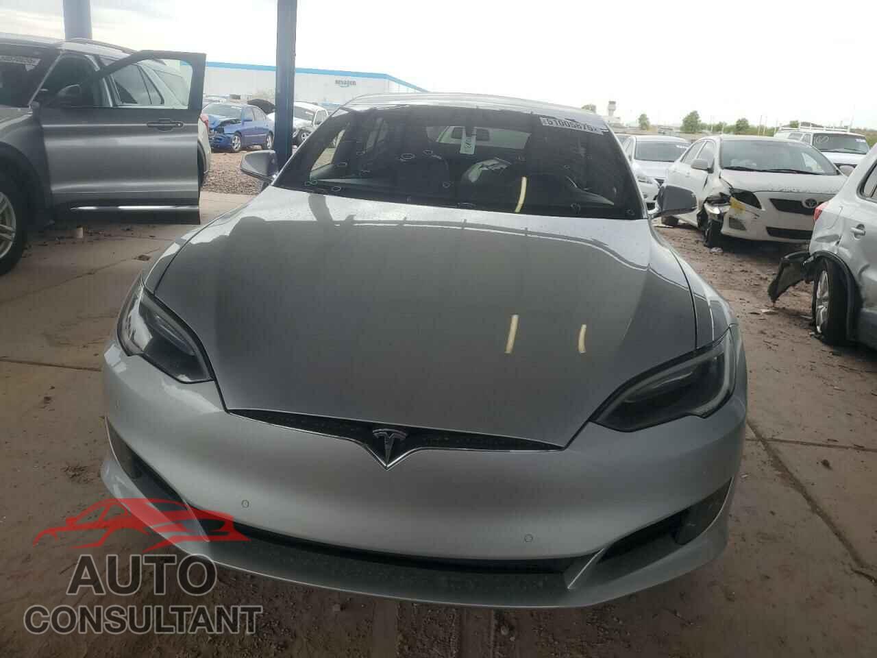 TESLA MODEL S 2017 - 5YJSA1E22HF197885