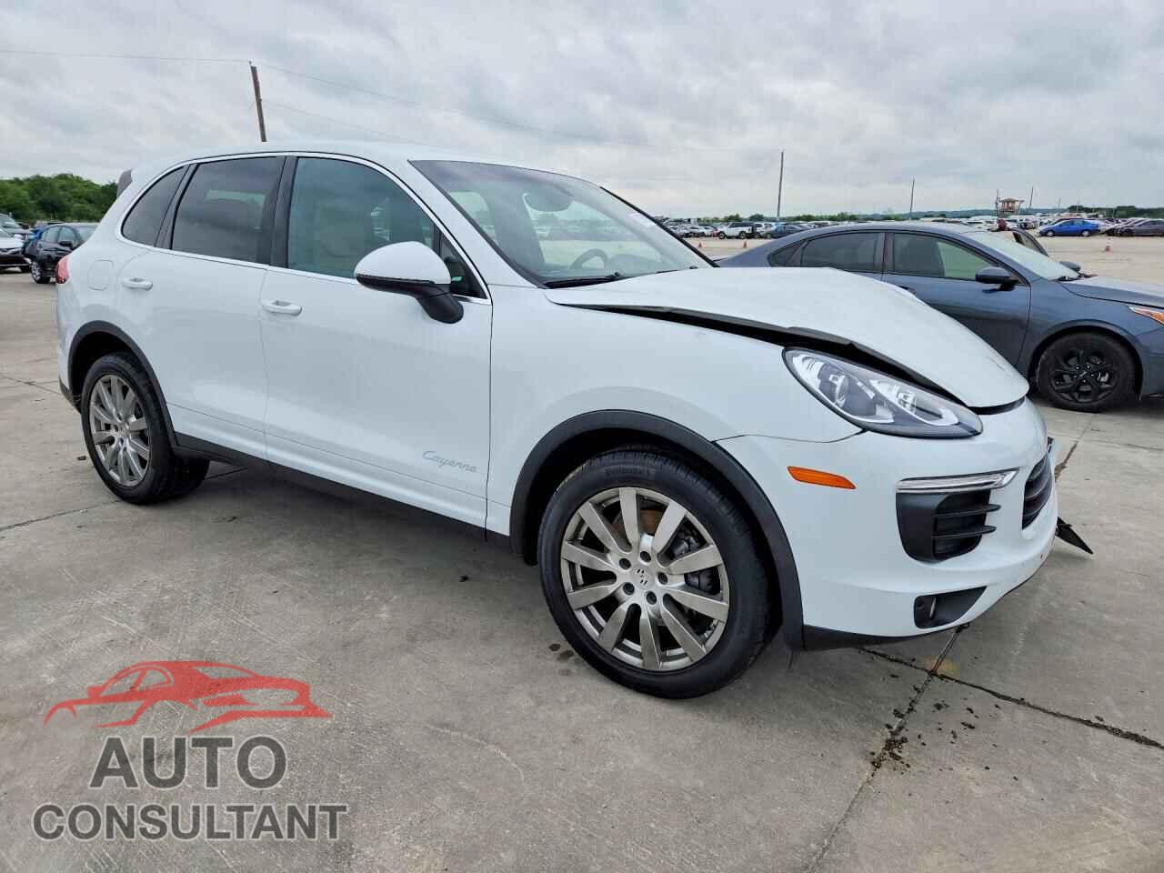 PORSCHE CAYENNE 2016 - WP1AA2A22GLA02353
