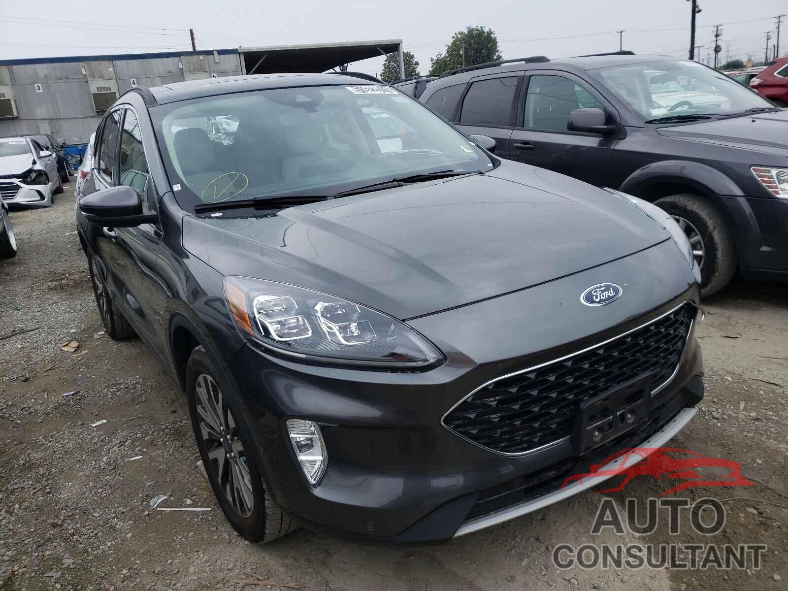 FORD ESCAPE 2020 - 1FMCU9J95LUA15735