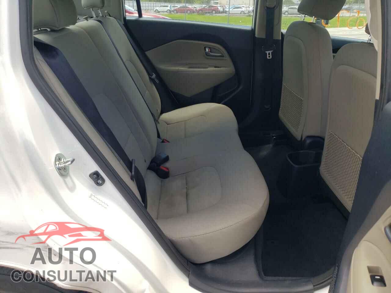 KIA RIO 2017 - KNADM4A30H6012984