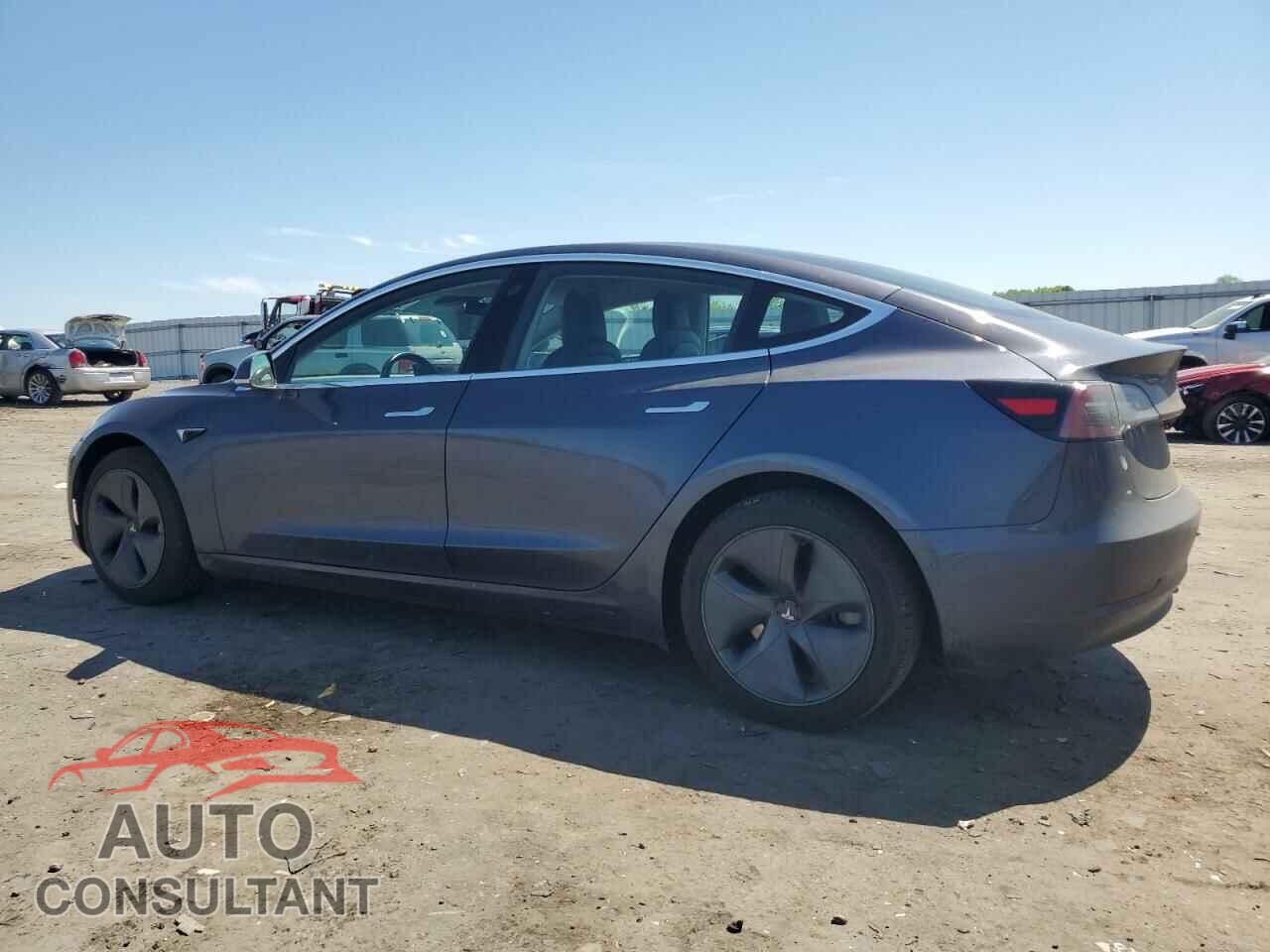 TESLA MODEL 3 2018 - 5YJ3E1EB8JF119495