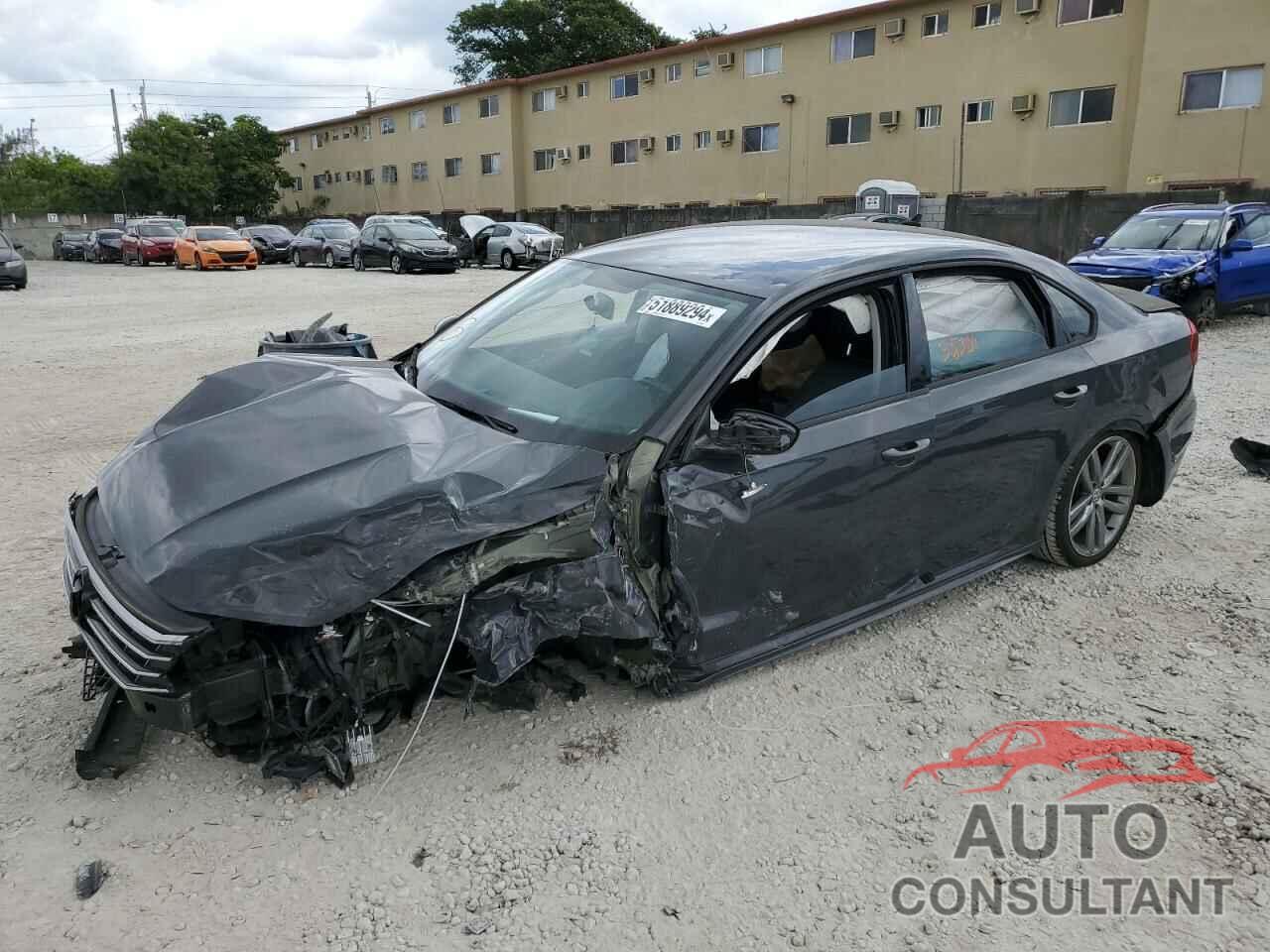 VOLKSWAGEN PASSAT 2018 - 1VWAA7A3XJC009983