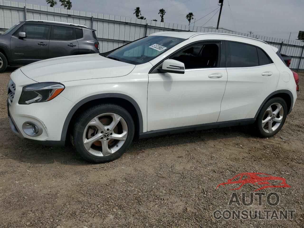 MERCEDES-BENZ GLA-CLASS 2019 - WDCTG4EB9KU010381