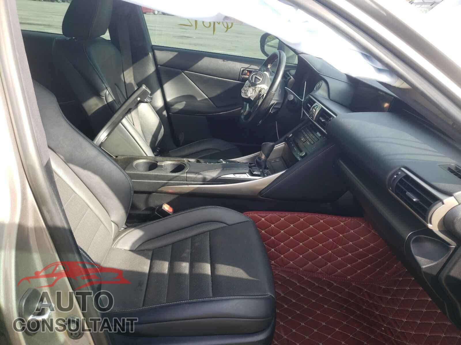LEXUS IS 2017 - JTHBA1D24H5041803