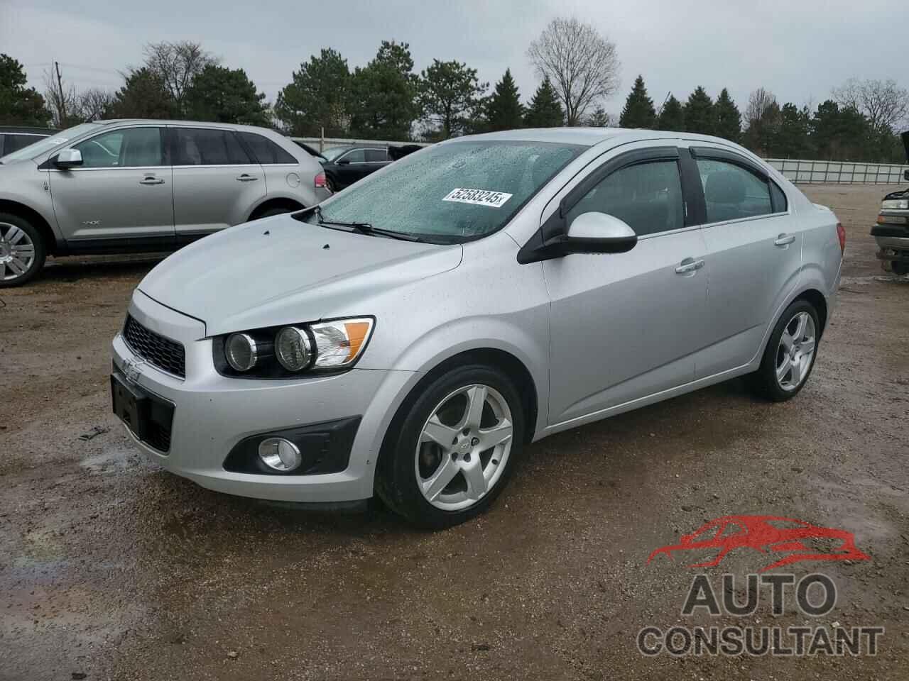CHEVROLET SONIC 2015 - 1G1JE5SB2F4200566