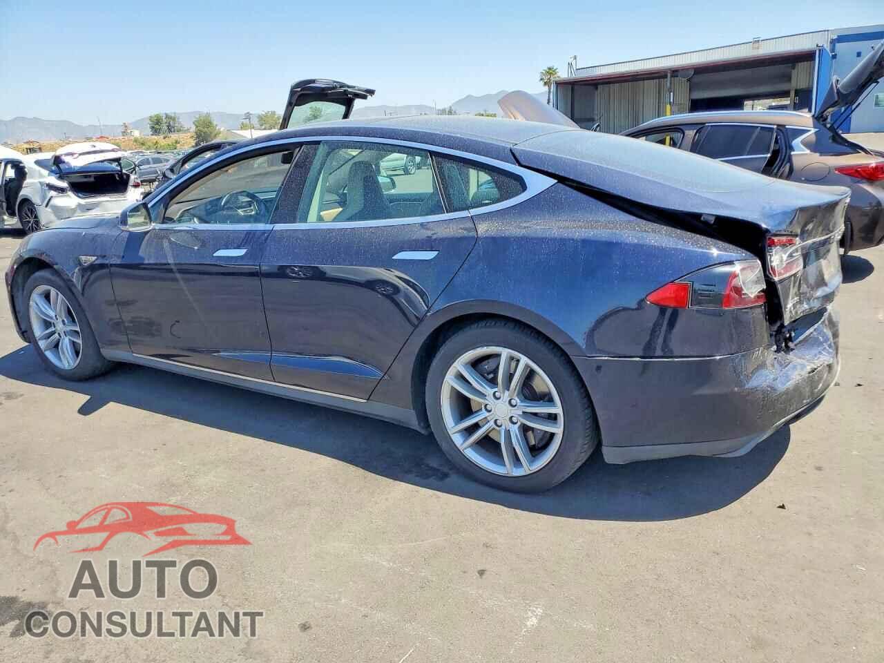 TESLA MODEL S 2013 - 5YJSA1AG9DFP04681