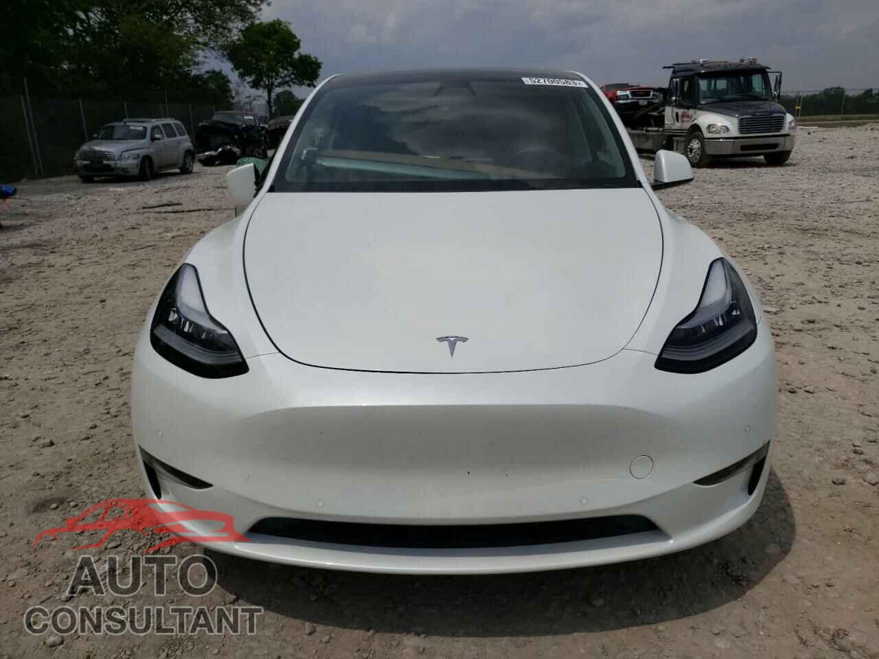 TESLA MODEL Y 2021 - 5YJYGAEE4MF297516
