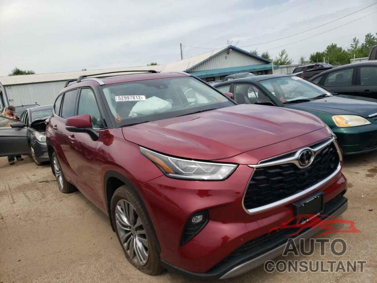 TOYOTA HIGHLANDER 2022 - 5TDFZRBH3NS161079