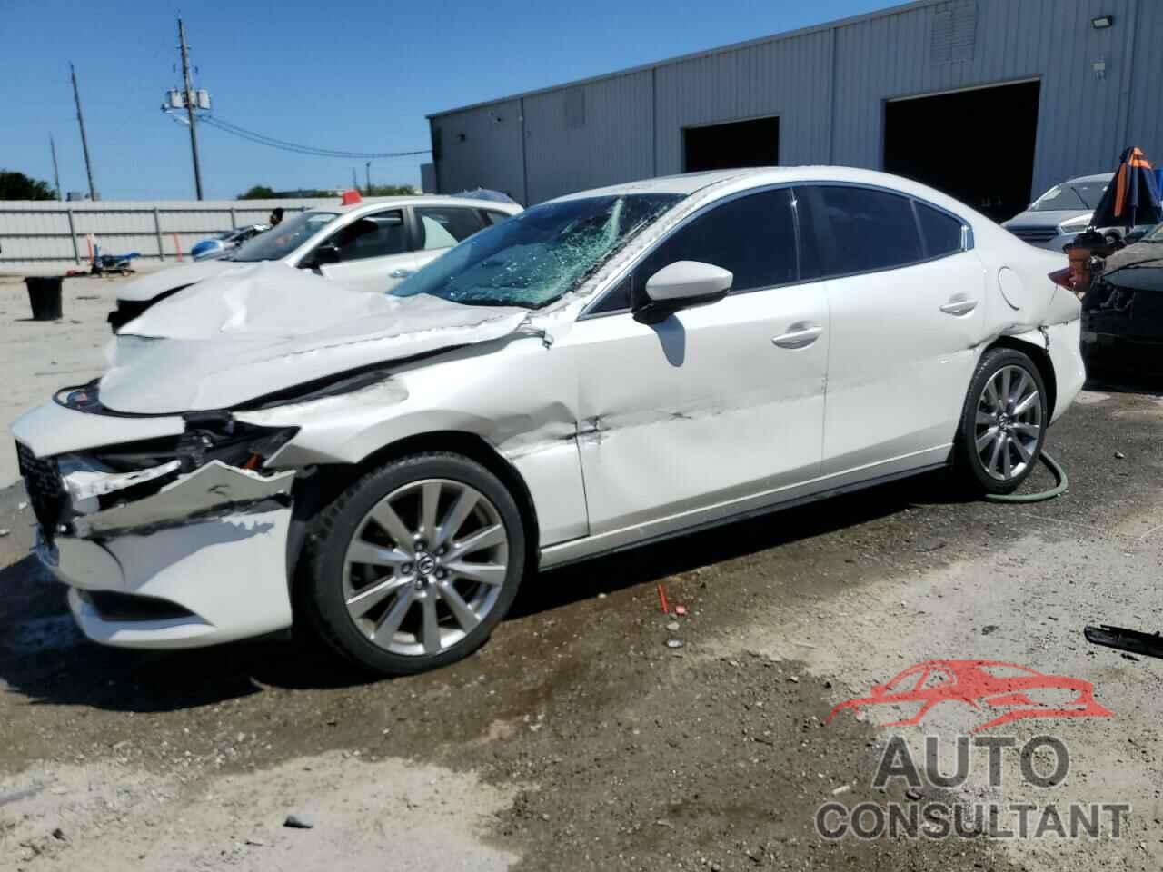 MAZDA 3 2020 - JM1BPBEM6L1172348