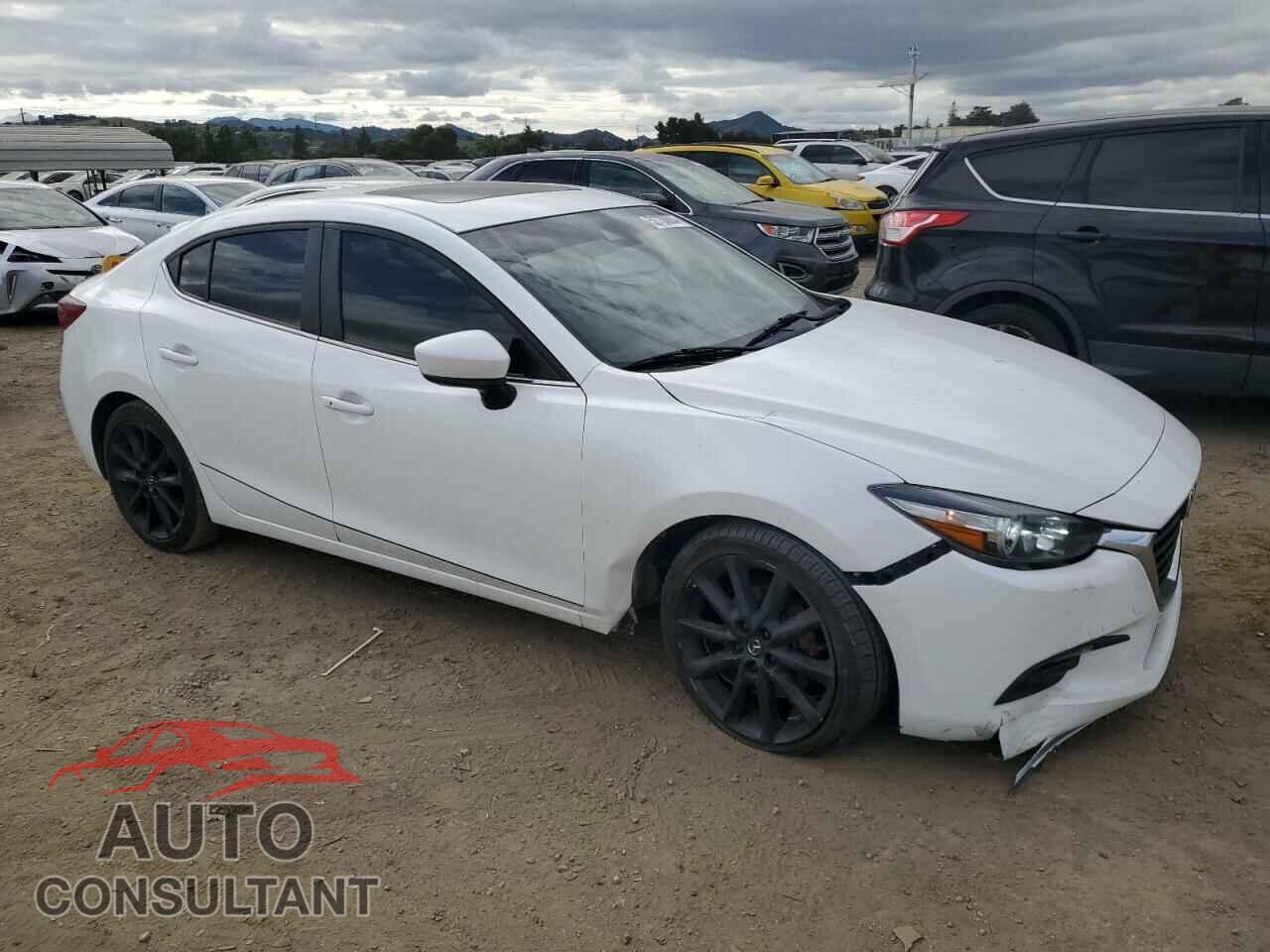 MAZDA 3 2017 - 3MZBN1V7XHM122425