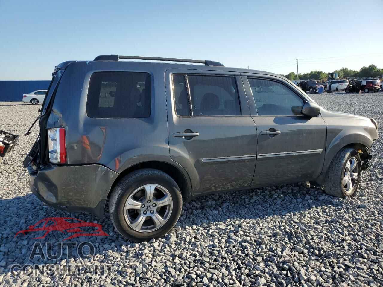 HONDA PILOT 2013 - 5FNYF3H56DB007013