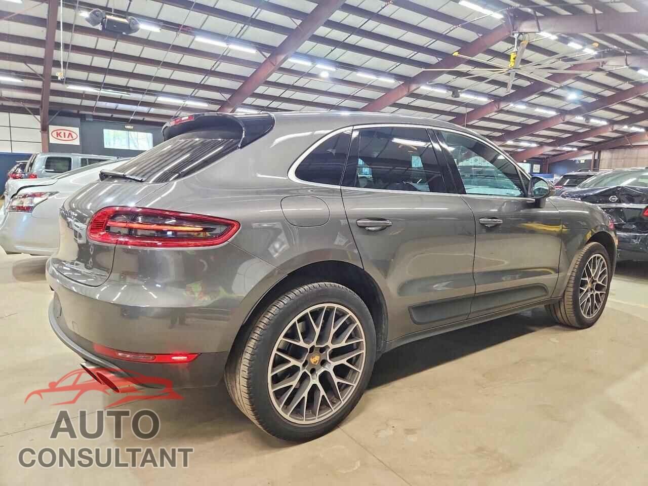 PORSCHE MACAN 2016 - WP1AB2A50GLB42702