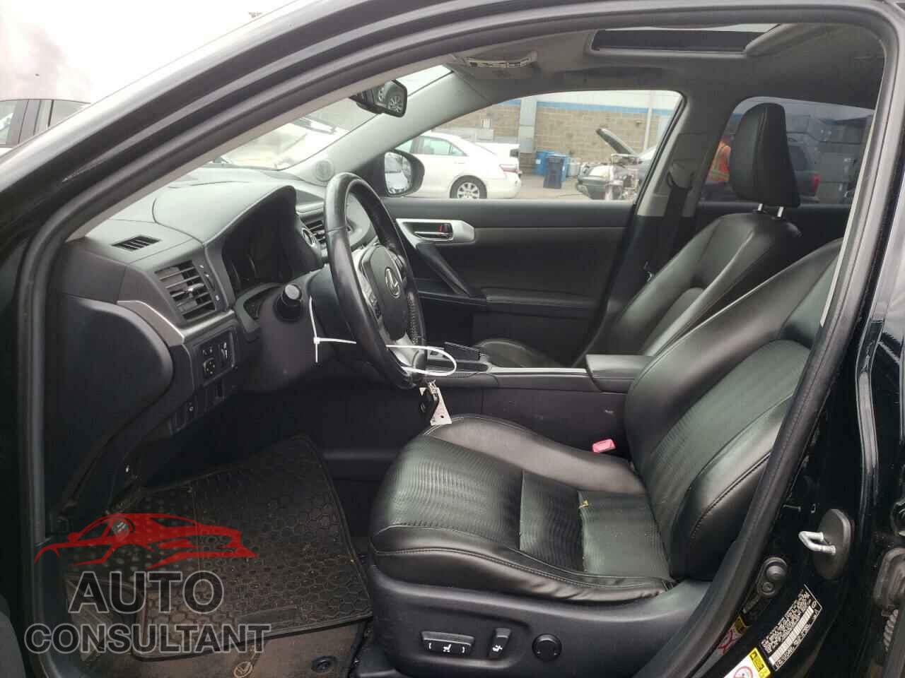 LEXUS CT 200 2012 - JTHKD5BH2C2062407