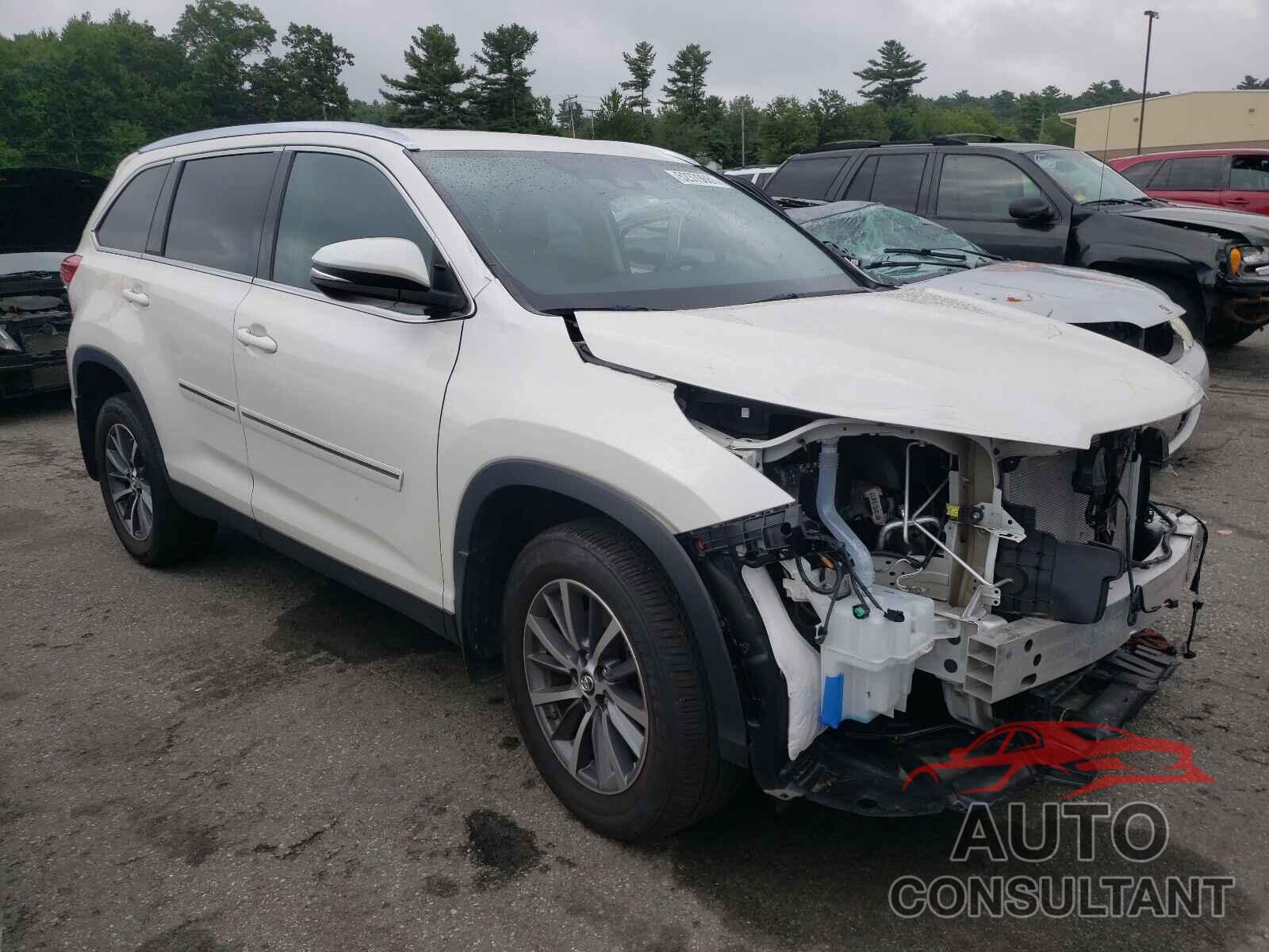 TOYOTA HIGHLANDER 2019 - 5TDJZRFH3KS595079