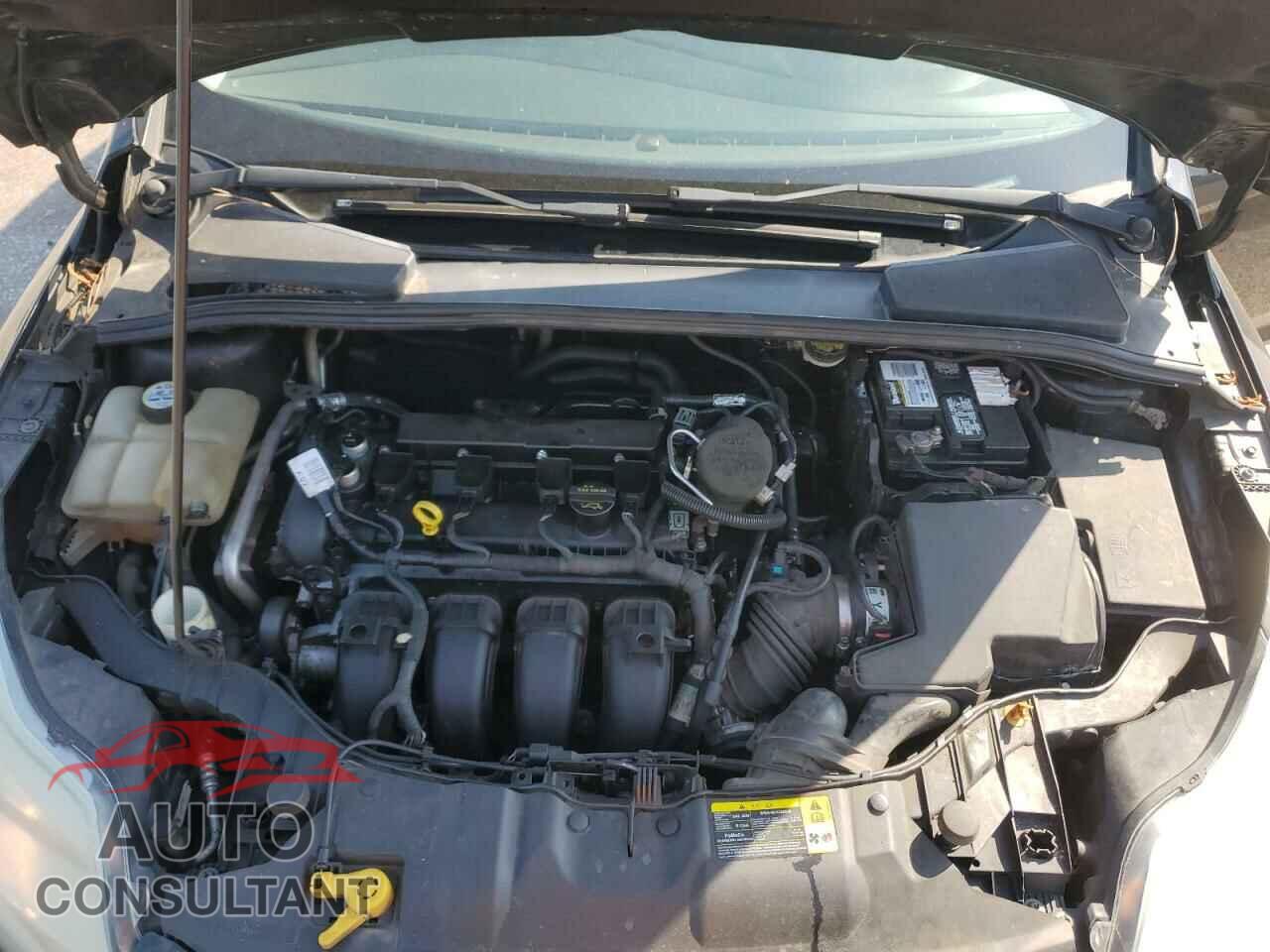 FORD FOCUS 2012 - 1FAHP3M22CL147845