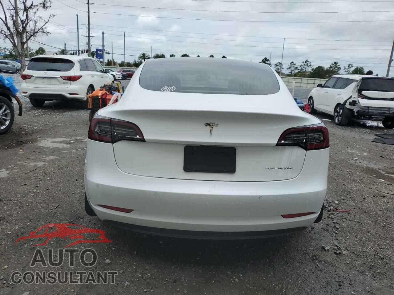 TESLA MODEL 3 2019 - 5YJ3E1EB3KF511821
