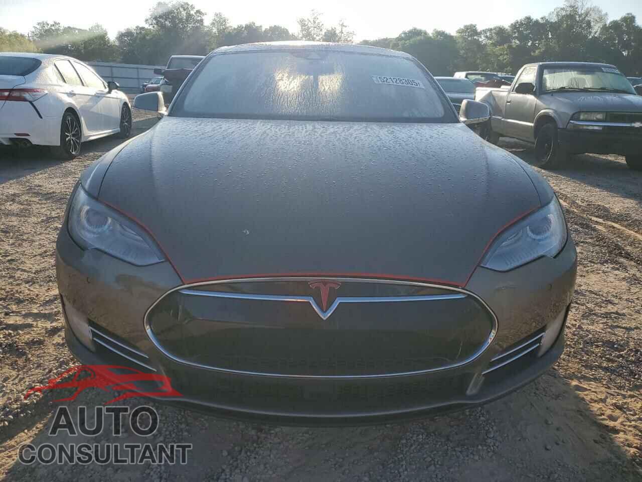 TESLA MODEL S 2015 - 5YJSA1E29FF107628