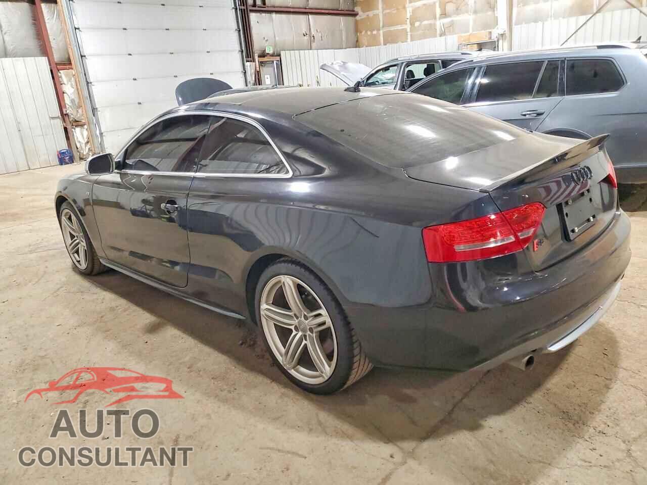 AUDI S5/RS5 2010 - WAUGVAFR9AA024236
