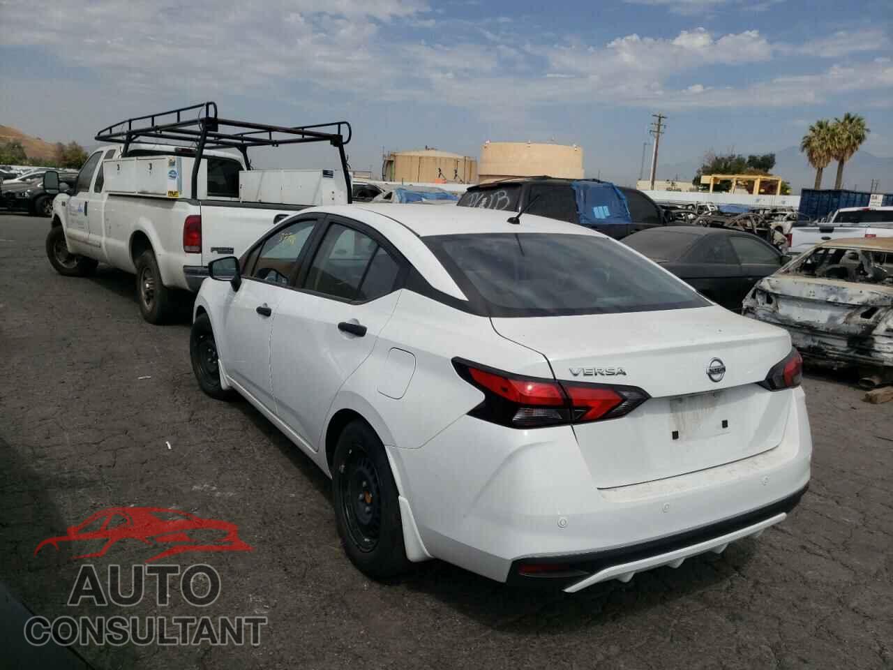 NISSAN VERSA 2020 - 3N1CN8DV0LL901835