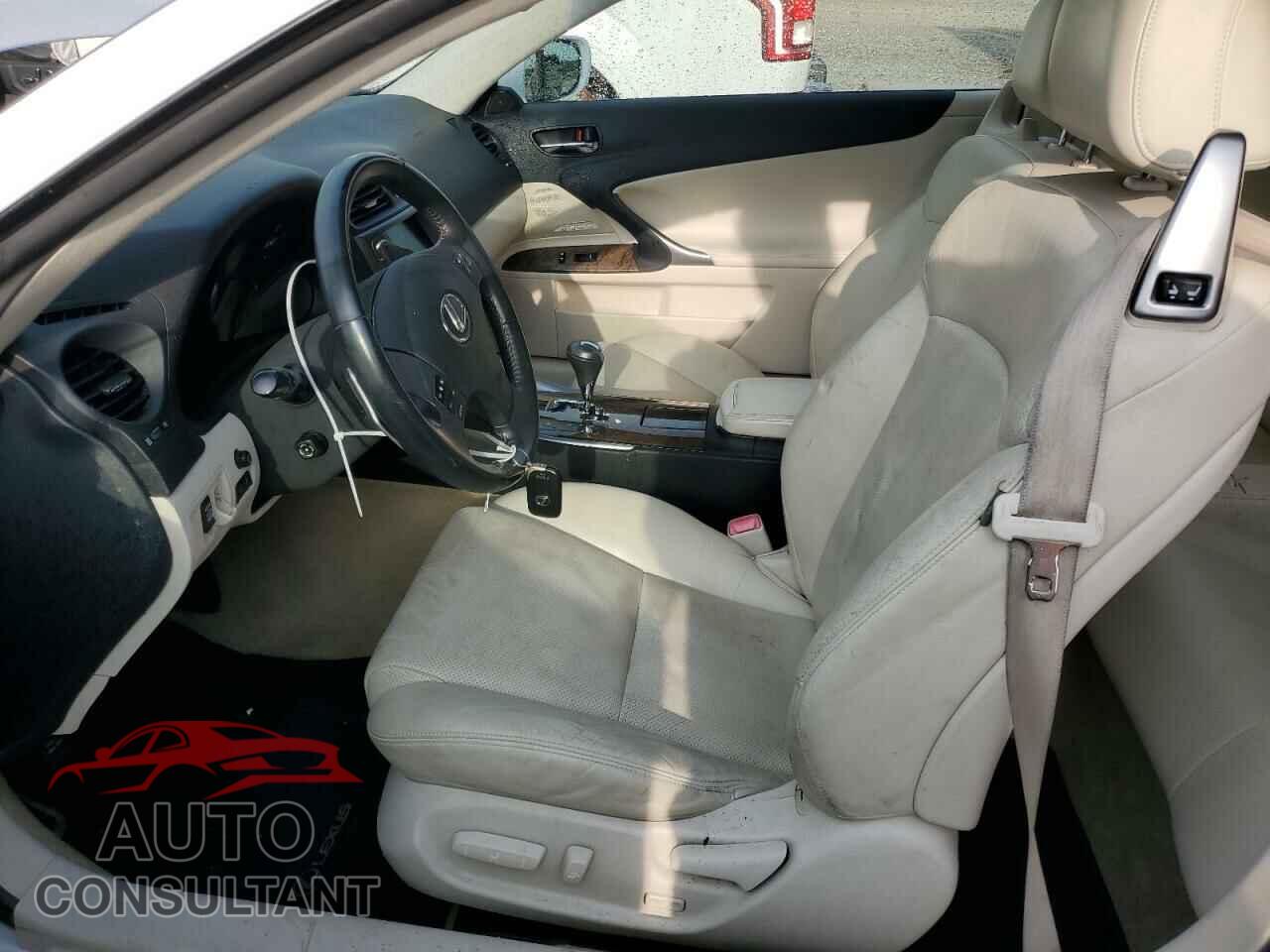 LEXUS IS 2010 - JTHFF2C29A2512006