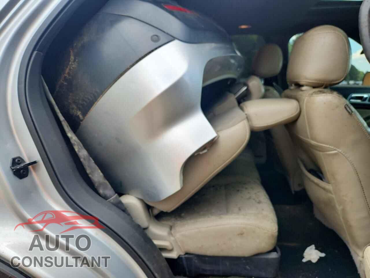 FORD EXPLORER 2013 - 1FM5K7F87DGB57796