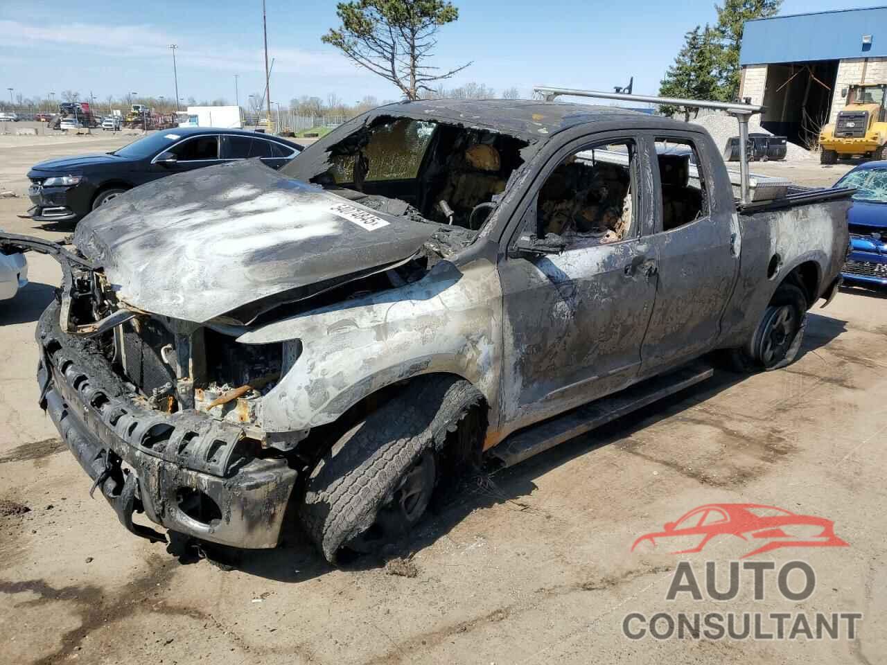 TOYOTA TUNDRA 2011 - 5TFUM5F17BX021733
