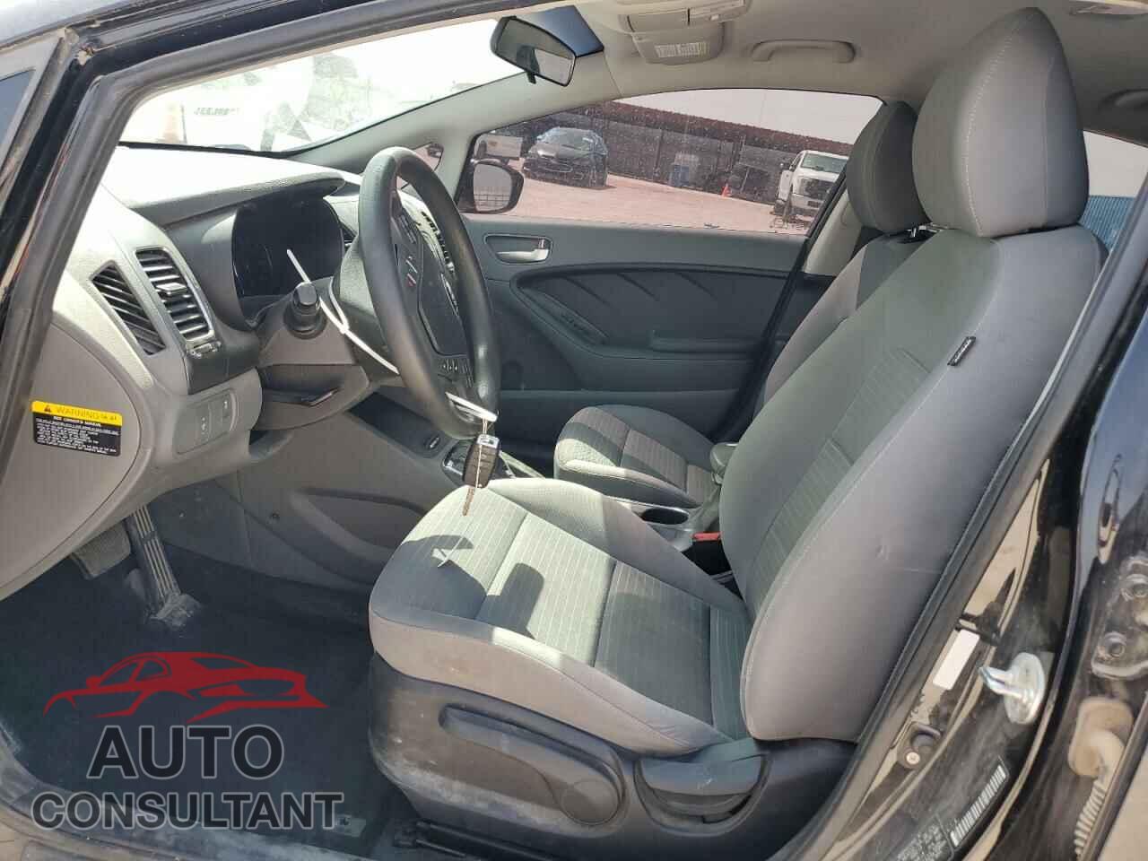 KIA FORTE 2017 - 3KPFL4A74HE097128