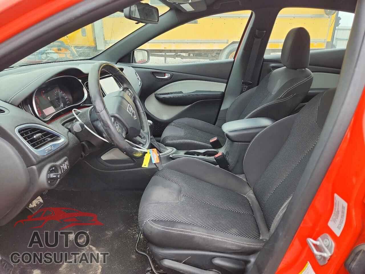 DODGE DART 2015 - 1C3CDFBB6FD268169