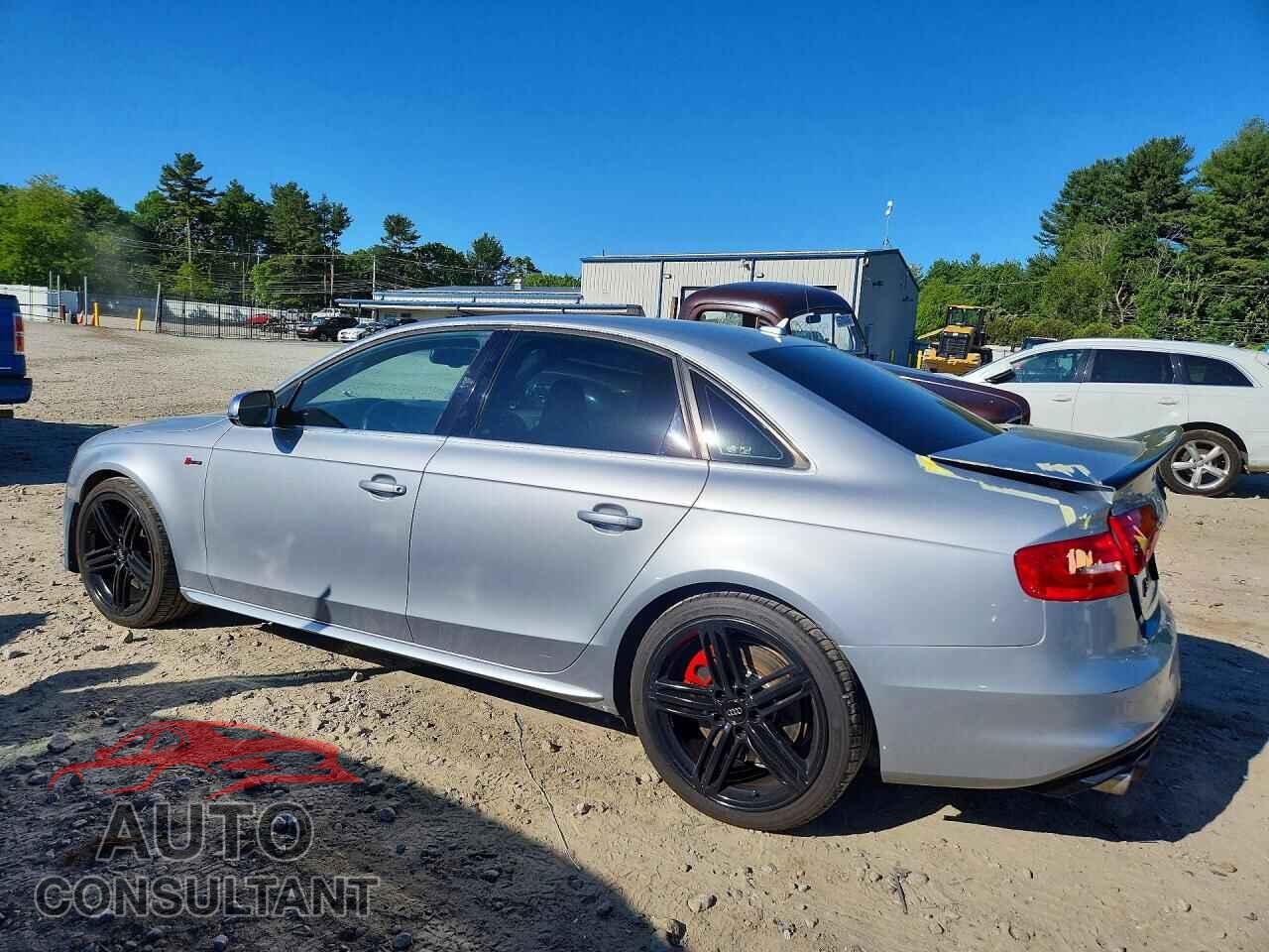 AUDI S4/RS4 2015 - WAUDGAFL9FA124594