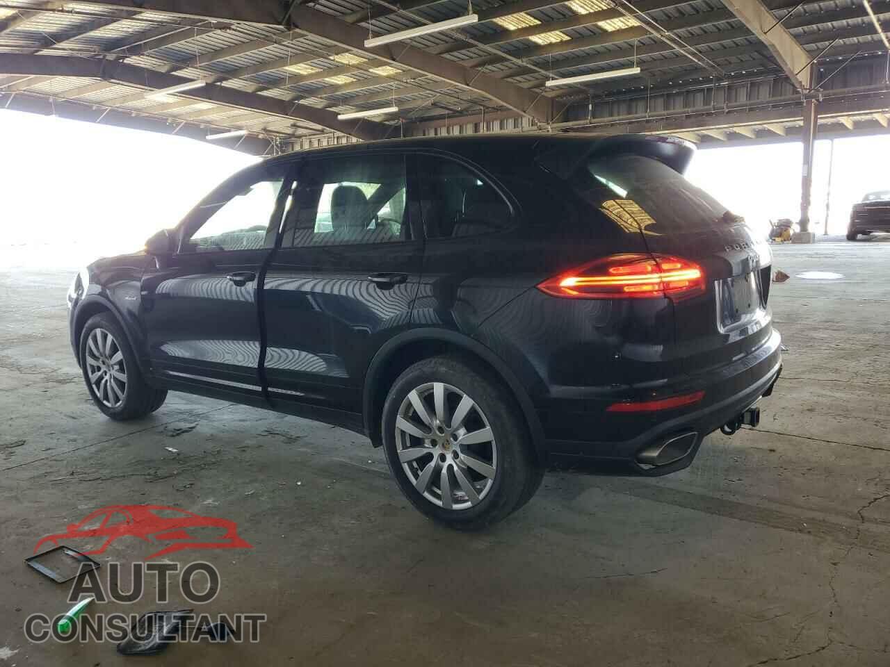 PORSCHE CAYENNE 2015 - WP1AF2A27FLA30858