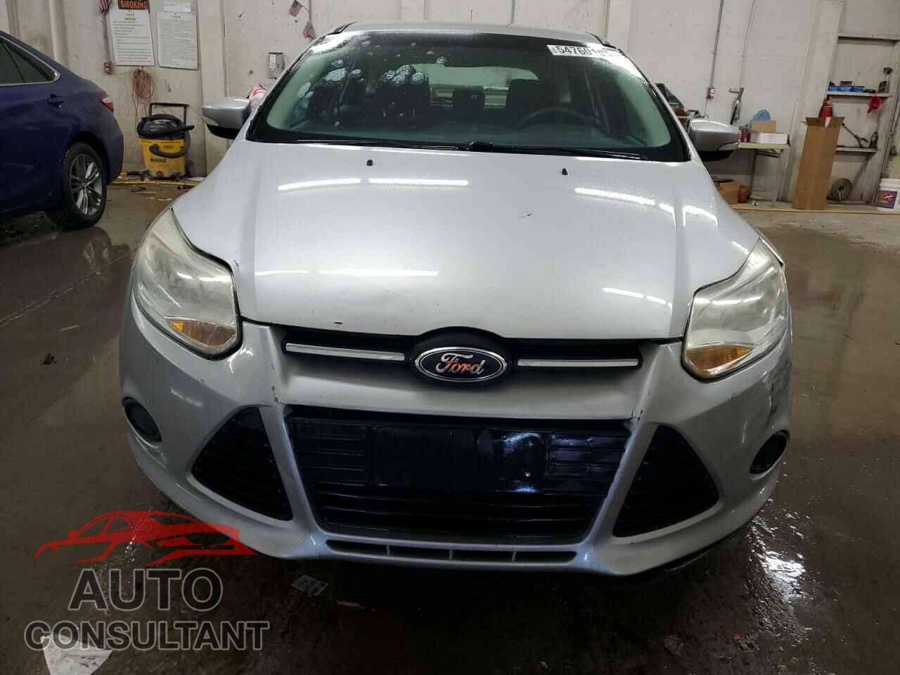 FORD FOCUS 2013 - 1FADP3K2XDL141956